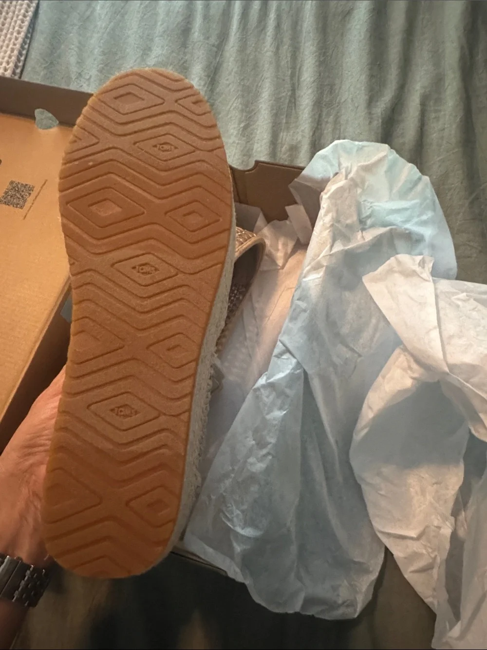 Toms Valencia Champagne